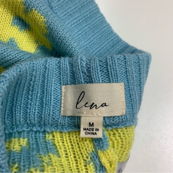 Luna Flower Knit Crop Top and Short Set Blue Yellow Size Medium - Picture 8 of 10